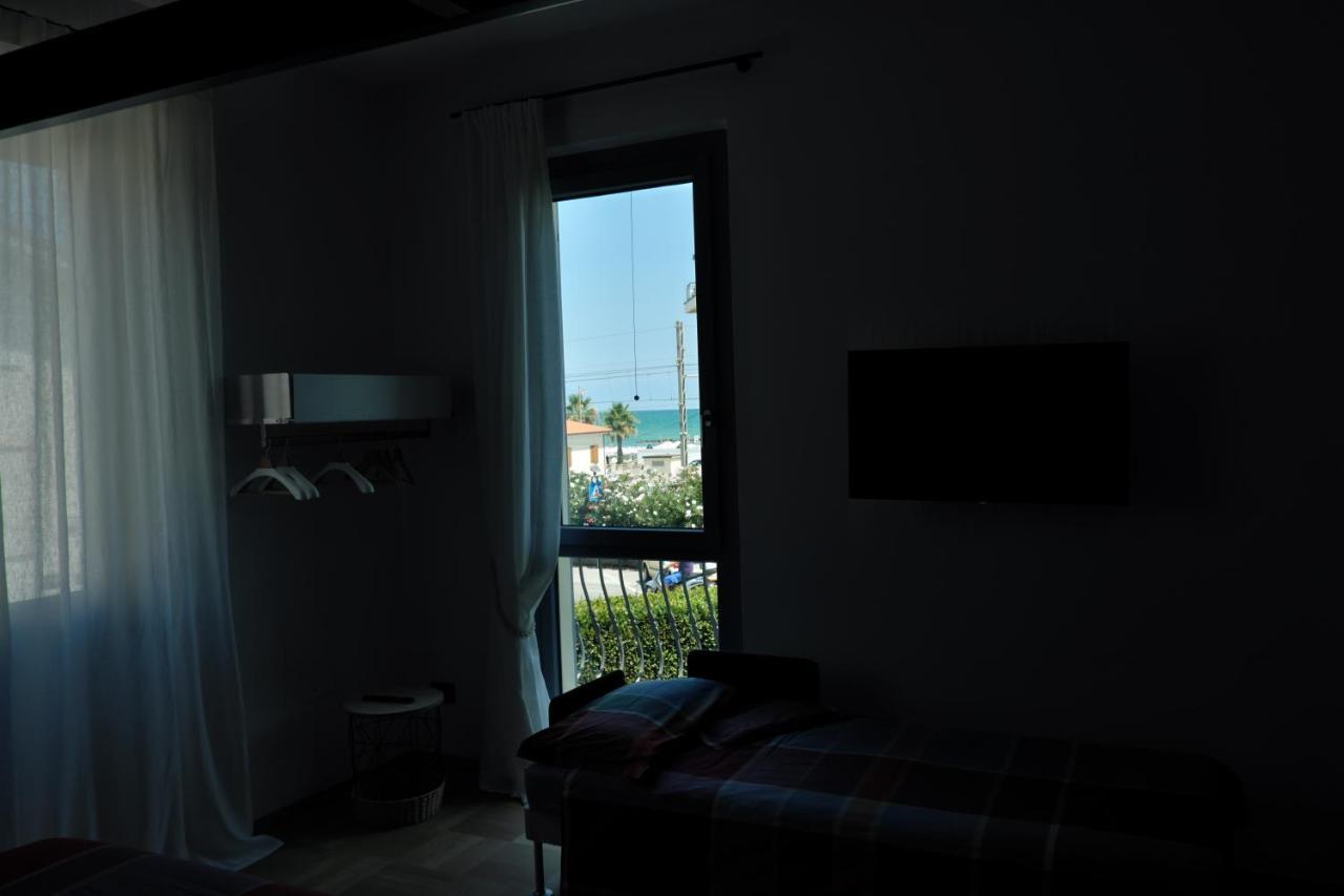 Invento Bnb Unconventional Maison Civitanova Marche Eksteriør bilde
